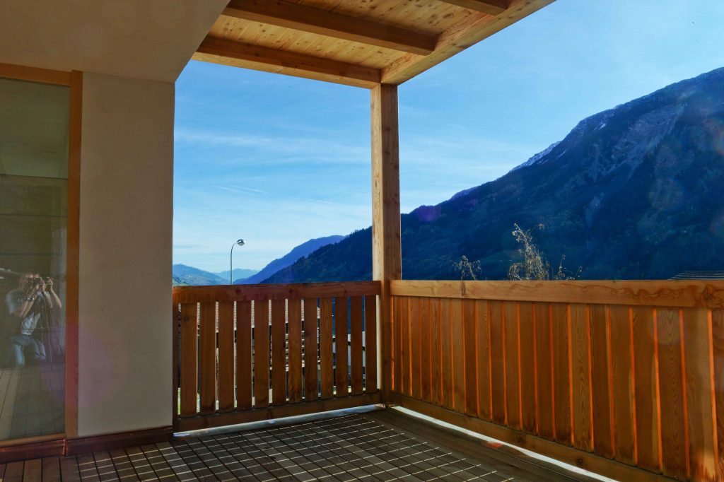 The four-family house is situated on the edge of the village with a beautiful view to a privileged peaceful and idyllic location.
